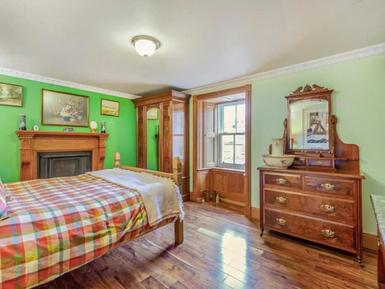 The Doune, Luxury Traditional With Hot Tub *