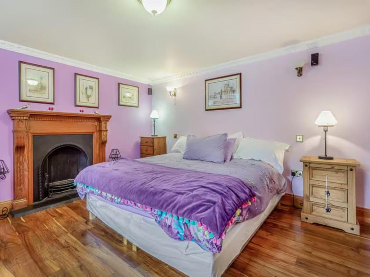 The Doune, Luxury Traditional With Hot Tub Villa *